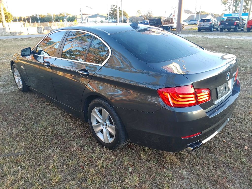 2012 BMW 5 Series Image 5
