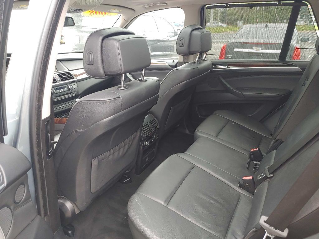 2008 BMW X5 Image 8