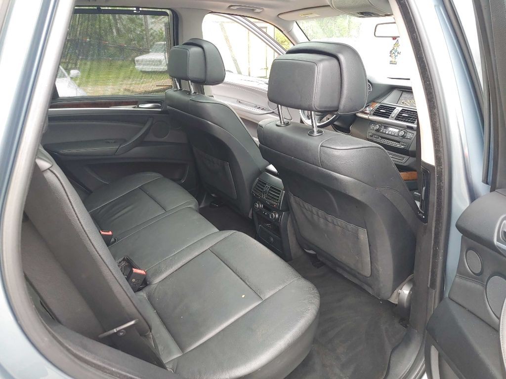 2008 BMW X5 Image 9