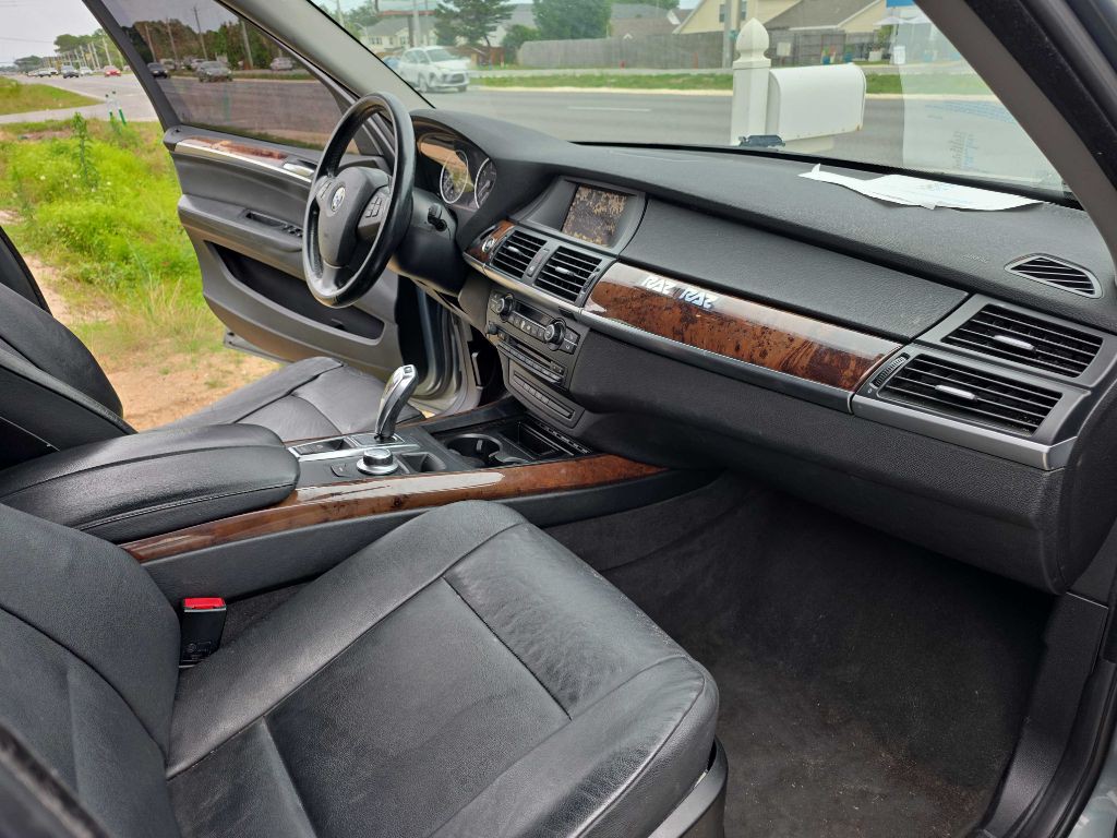 2008 BMW X5 Image 13