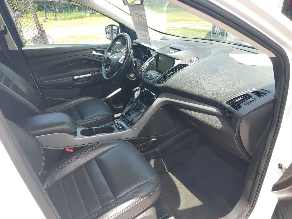 2015 Ford Escape Image 11