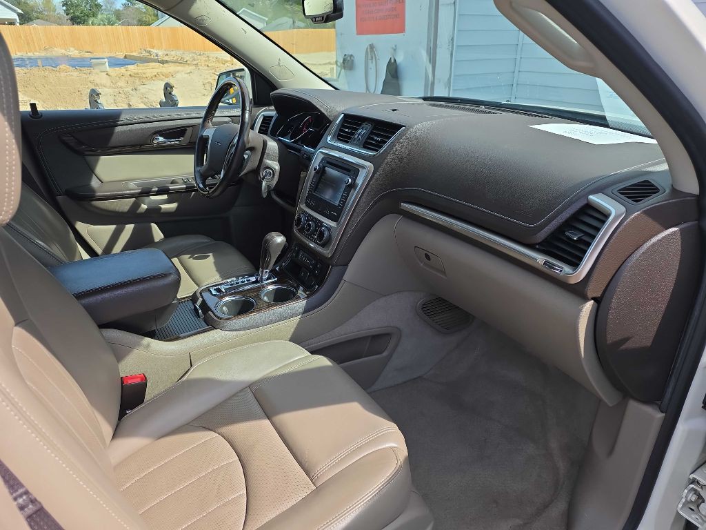 2015 GMC Acadia Image 15