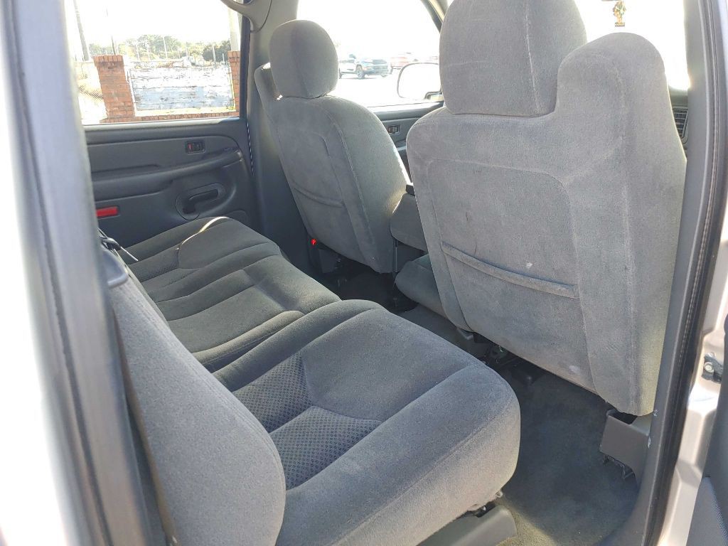 2005 Chevrolet Silverado 1500 Image 9