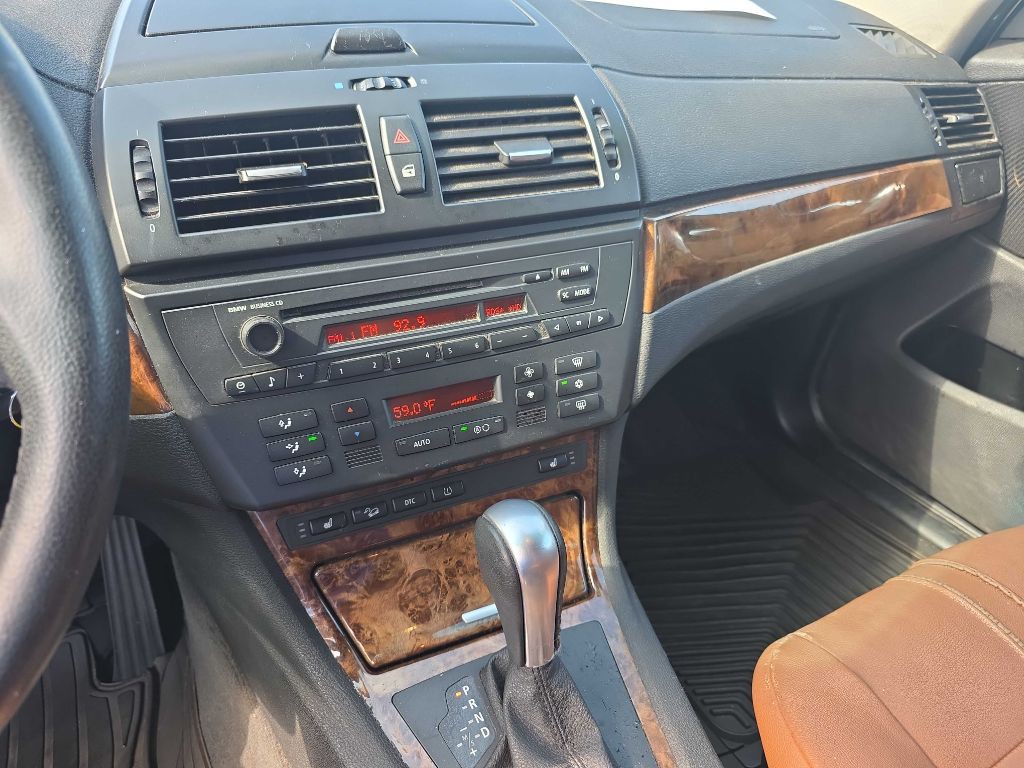 2010 BMW X3 Image 9
