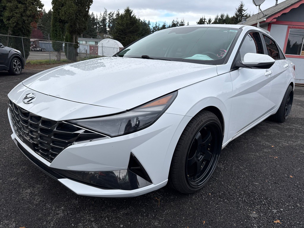 2021 Hyundai Elantra Image 1