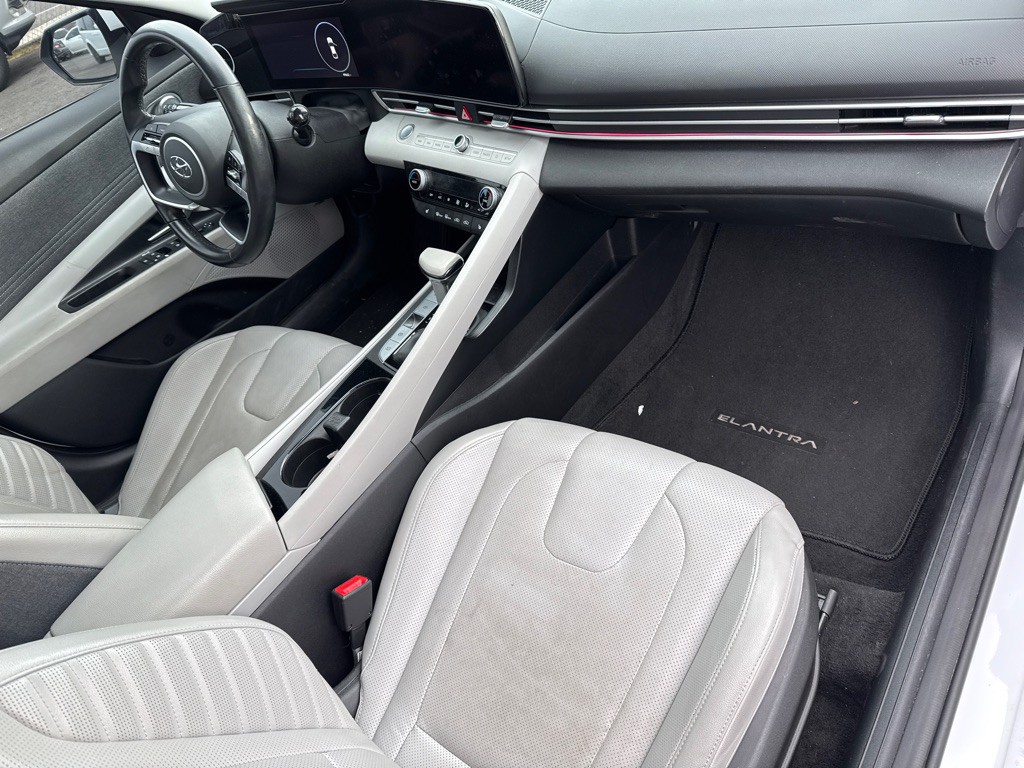 2021 Hyundai Elantra Image 7