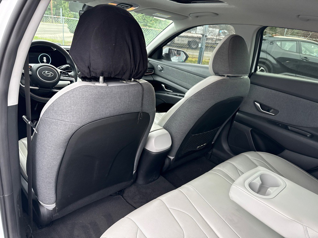 2021 Hyundai Elantra Image 11