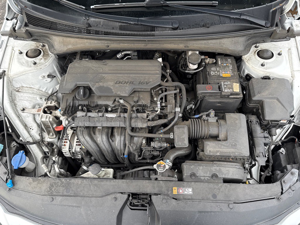 2021 Hyundai Elantra Image 14