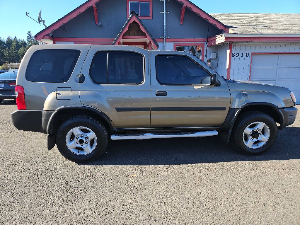 2001 Nissan Xterra Image 3