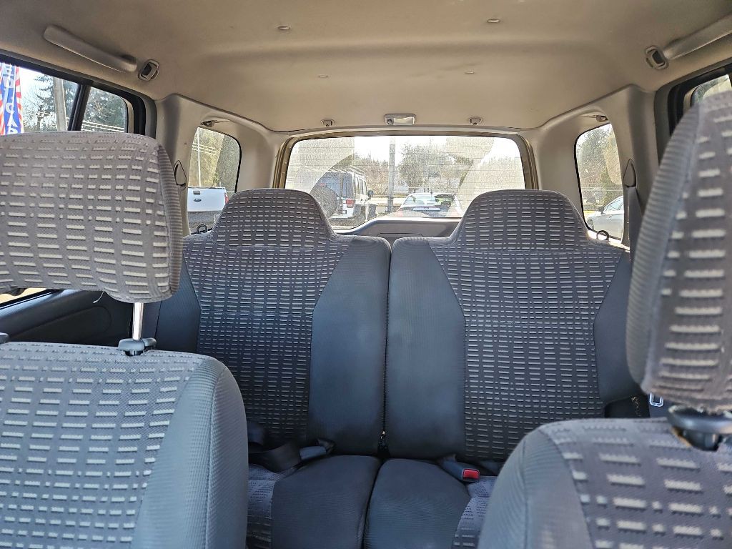 2001 Nissan Xterra Image 11