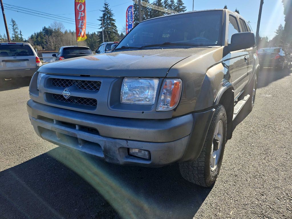 2001 Nissan Xterra Image 1