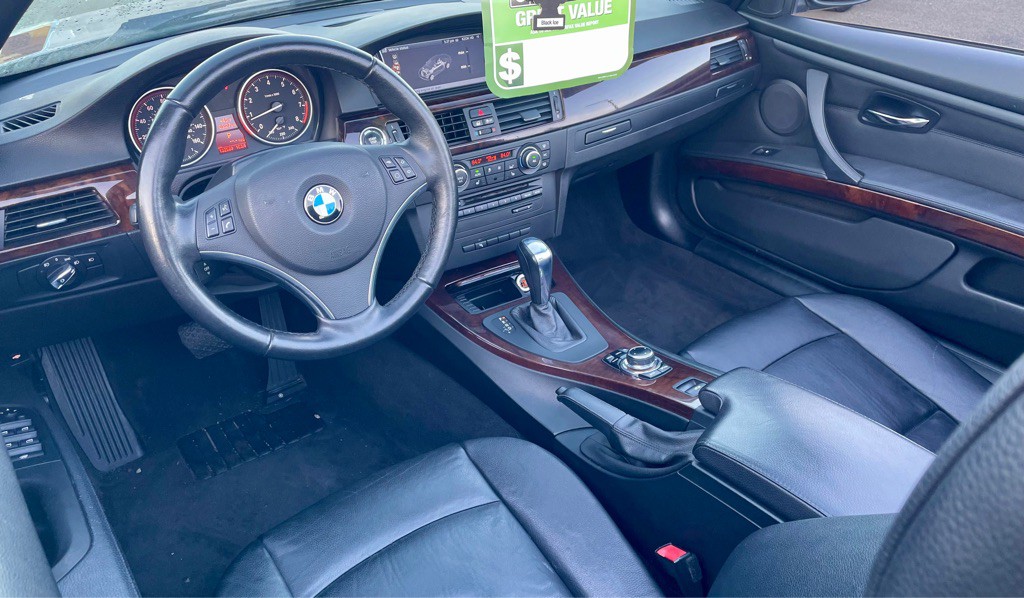 2013 BMW 3 Series Image 6