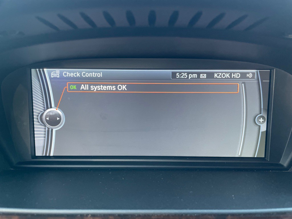 2013 BMW 3 Series Image 9