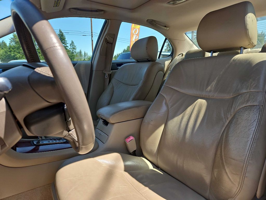 2004 Lexus ES Image 10