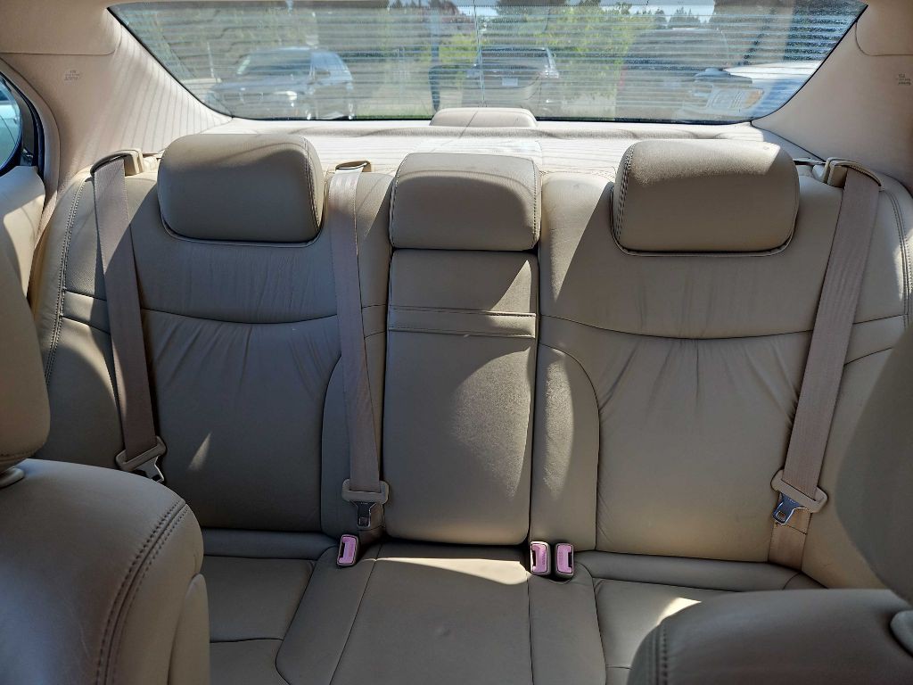 2004 Lexus ES Image 18