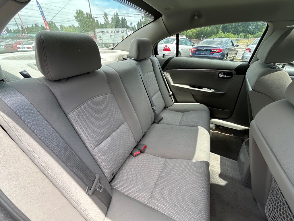 2008 Saturn Aura Image 16