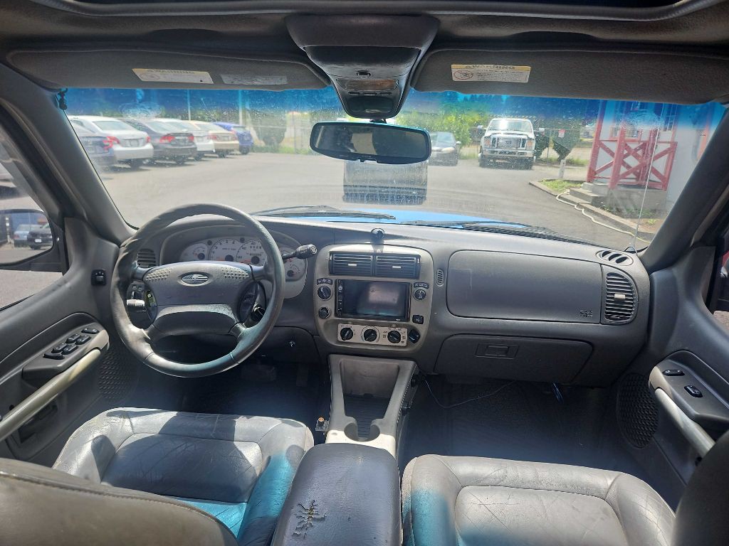 2002 Ford Explorer Image 14