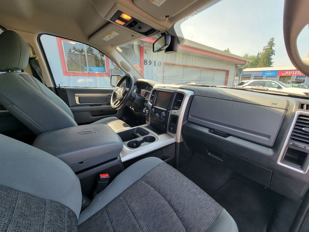 2015 RAM 1500 Image 11