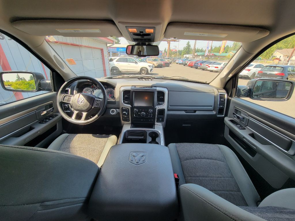 2015 RAM 1500 Image 14