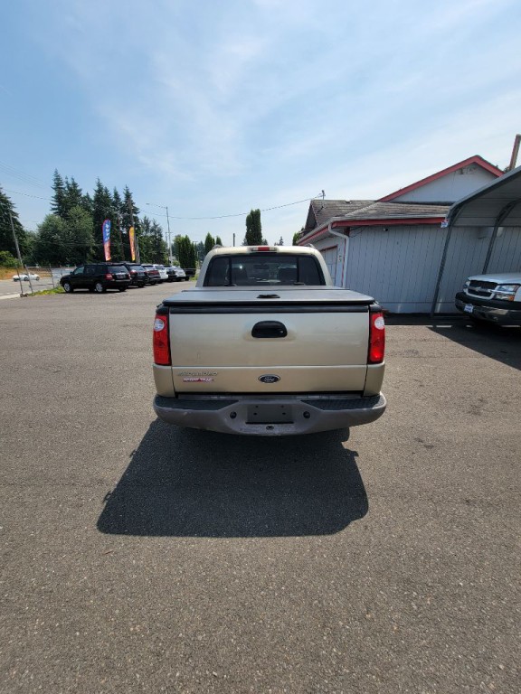 2002 Ford Explorer Image 7