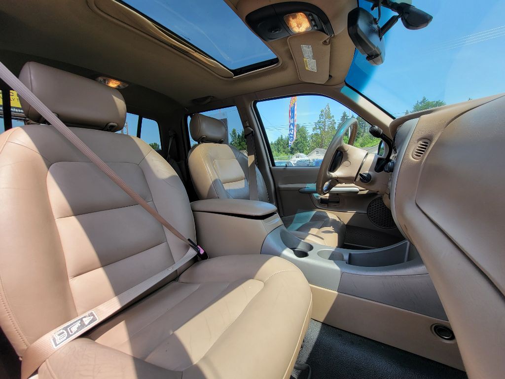 2002 Ford Explorer Image 13