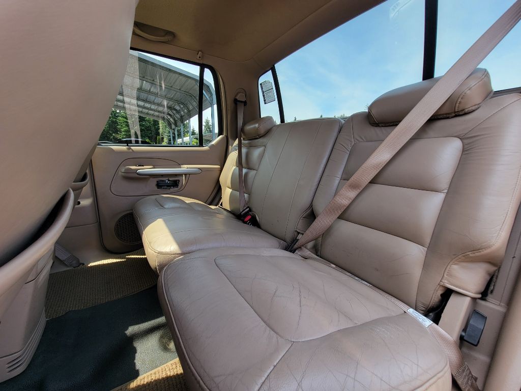 2002 Ford Explorer Image 19