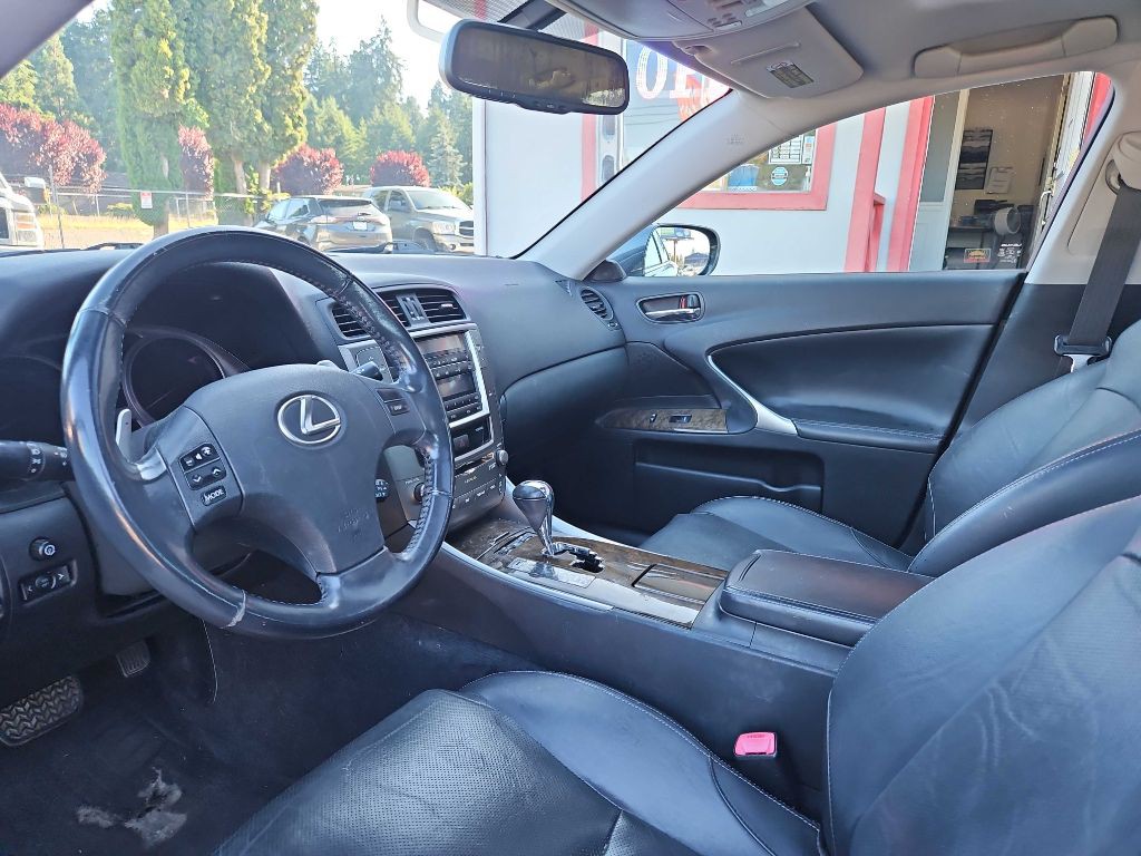 2009 Lexus IS Image 9