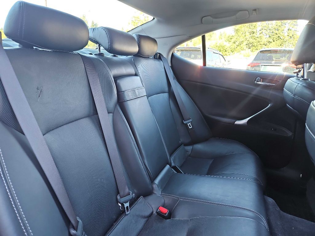 2009 Lexus IS Image 15