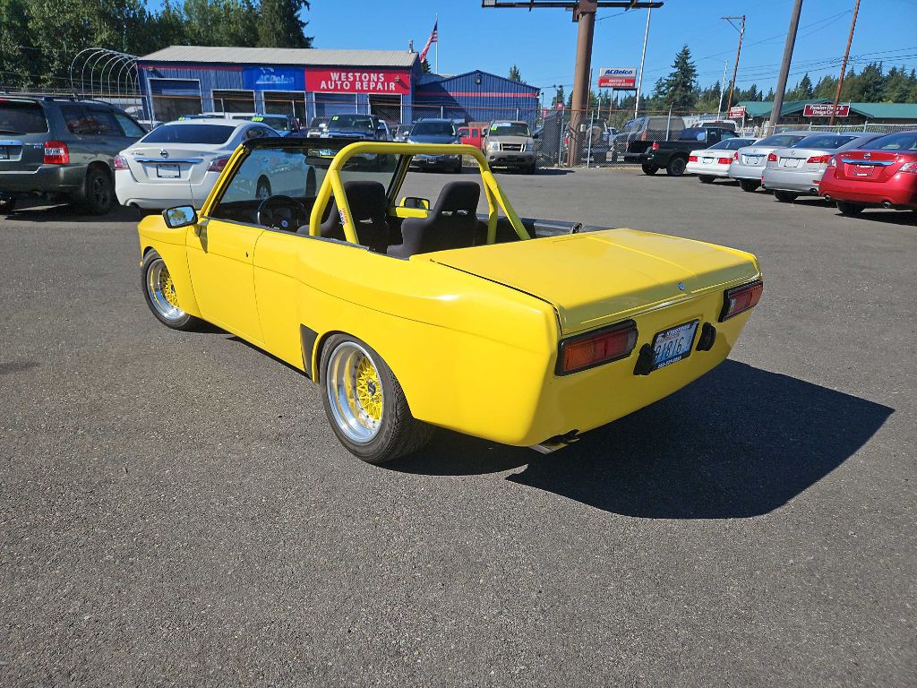 1969 Datsun 5104d Image 7