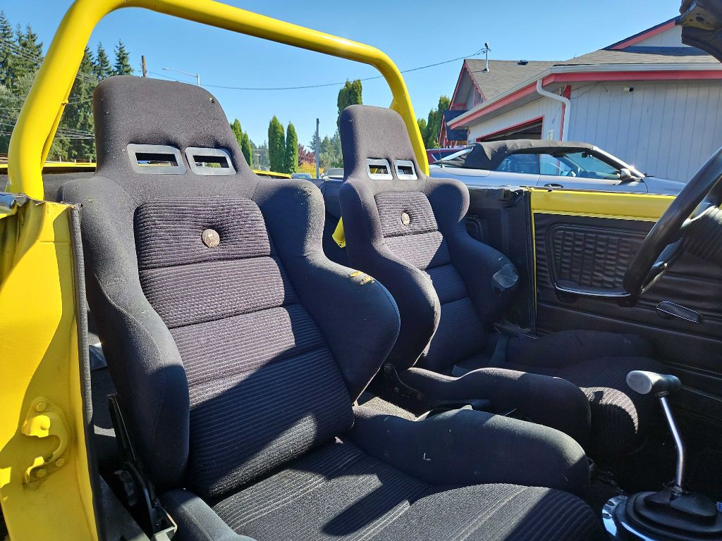1969 Datsun 5104d Image 13