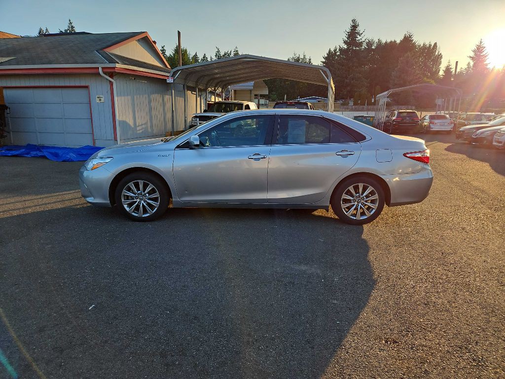 2016 Toyota Camry Image 8