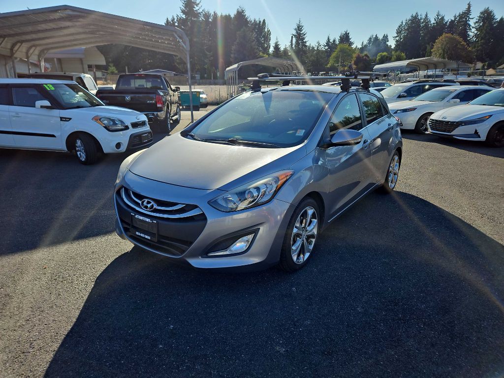 2013 Hyundai Elantra Image 1