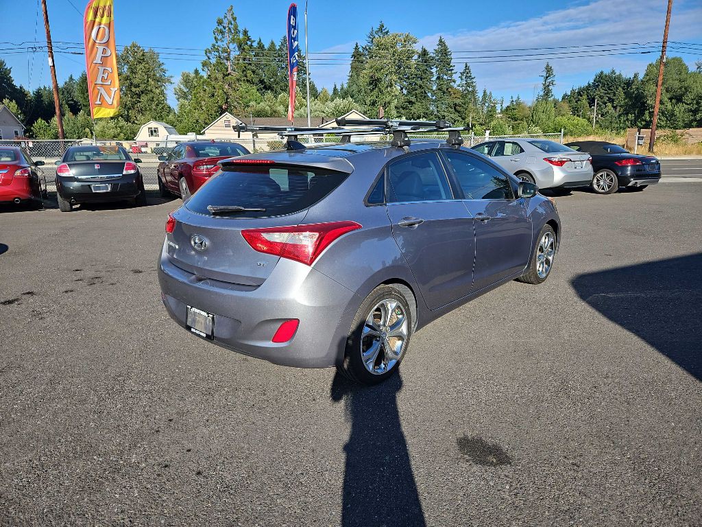 2013 Hyundai Elantra Image 5