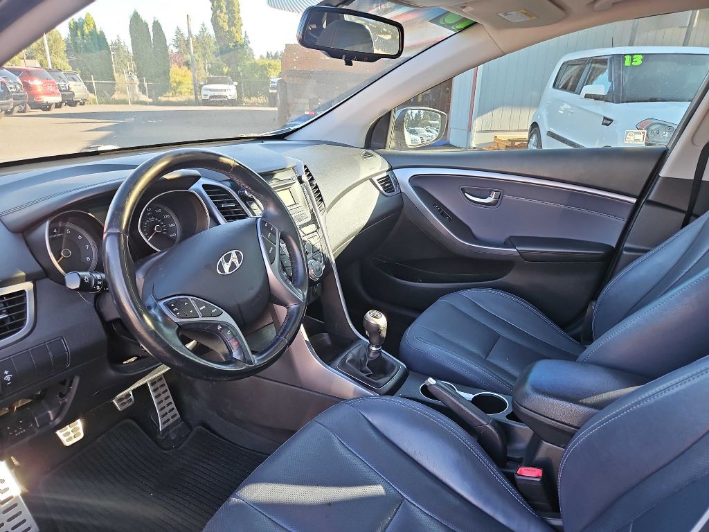 2013 Hyundai Elantra Image 9
