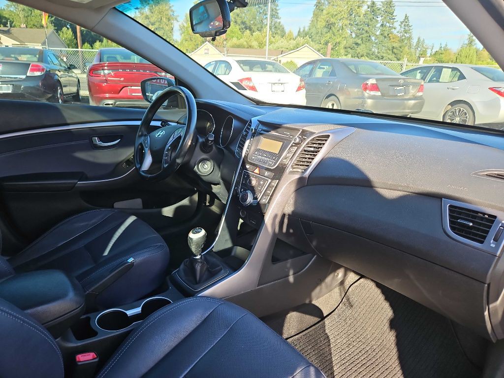 2013 Hyundai Elantra Image 11