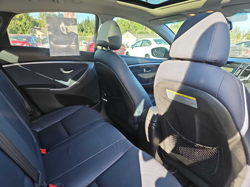 2013 Hyundai Elantra Image 14