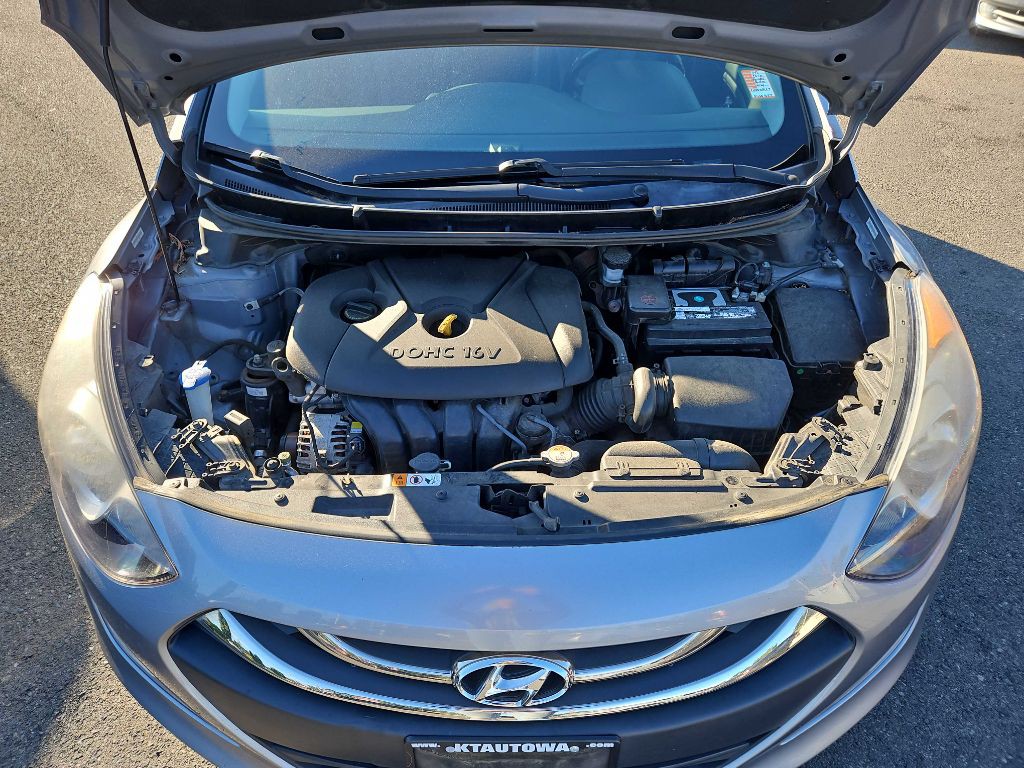2013 Hyundai Elantra Image 20