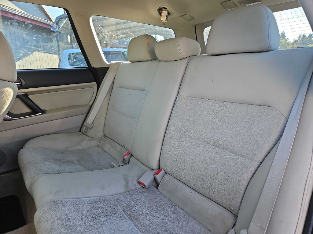 2008 Subaru Outback Image 17