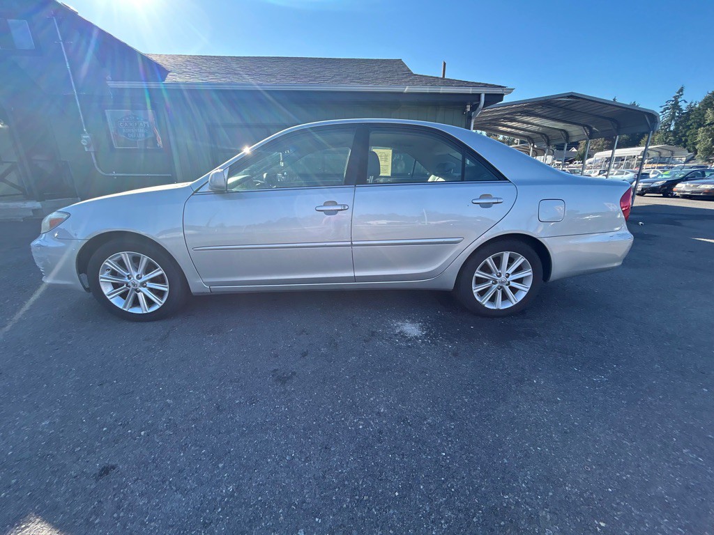 2003 Toyota Camry Image 8