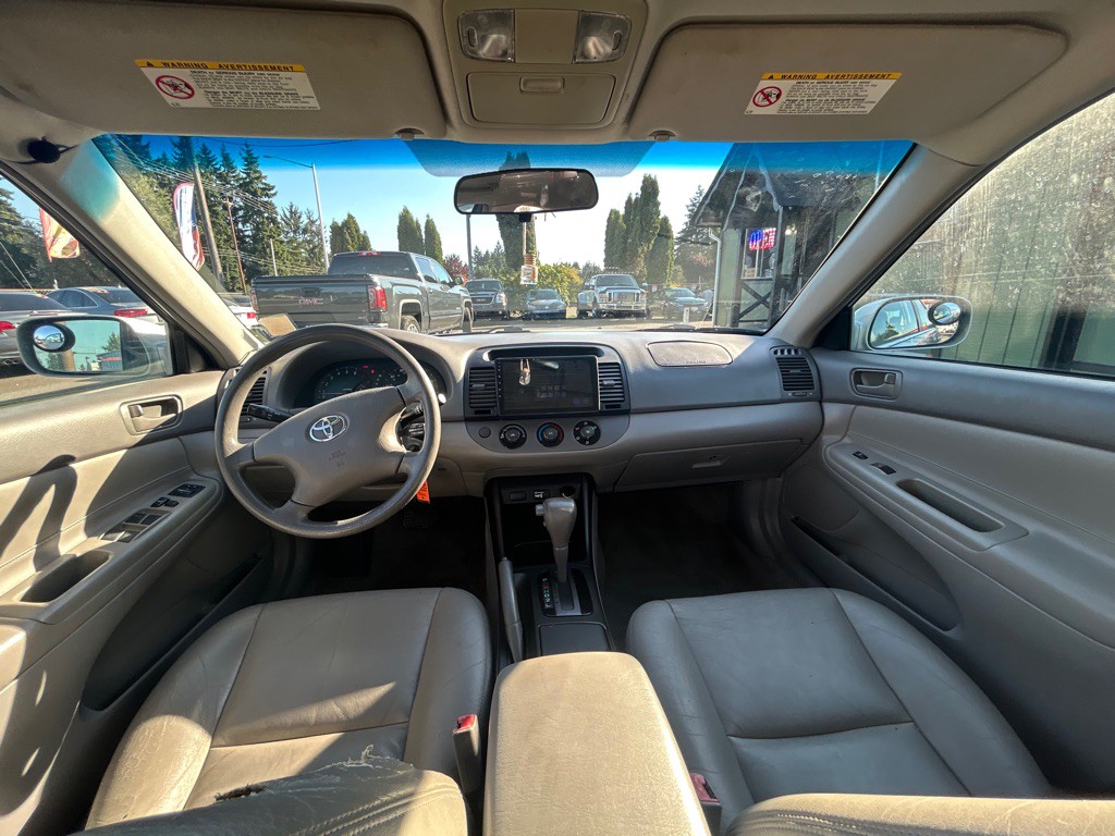 2003 Toyota Camry Image 12