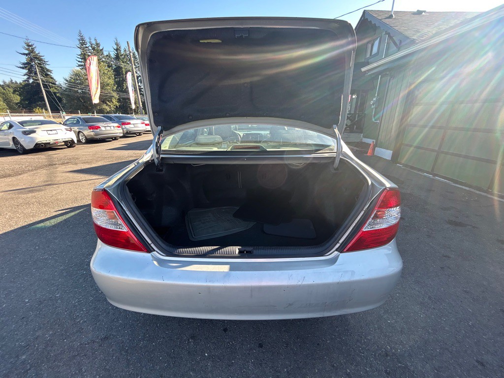 2003 Toyota Camry Image 19