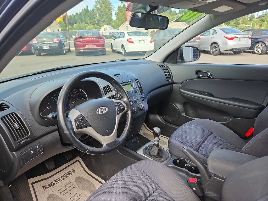 2010 Hyundai Elantra Image 9
