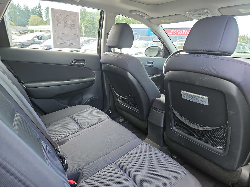 2010 Hyundai Elantra Image 14