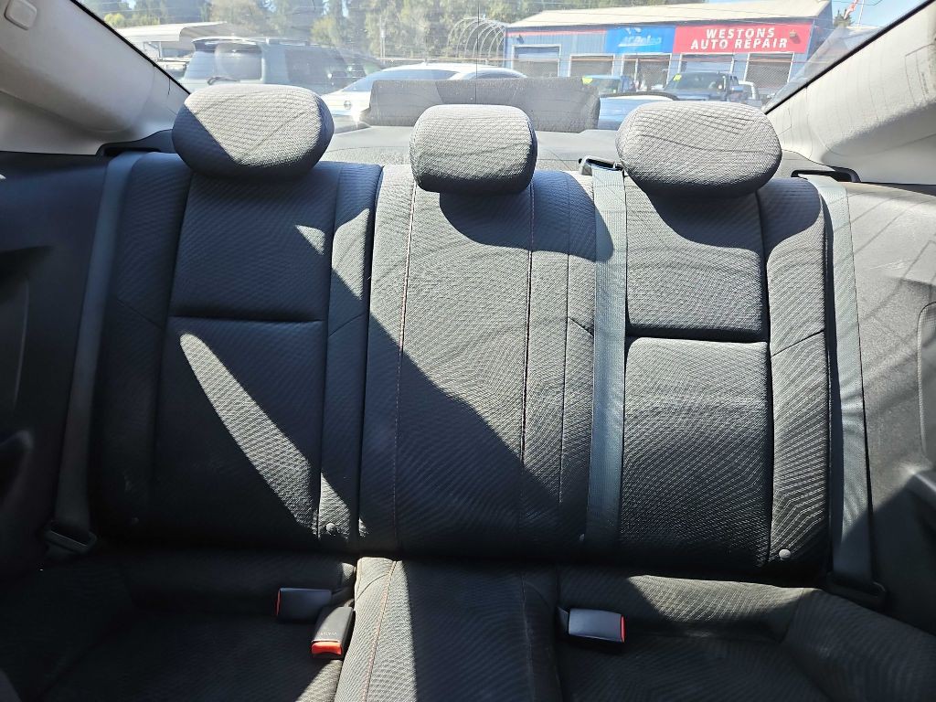 2012 Honda Civic Image 16