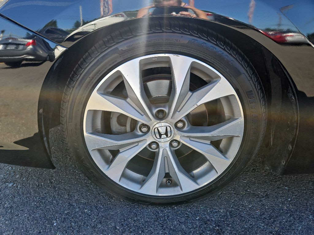 2012 Honda Civic Image 19