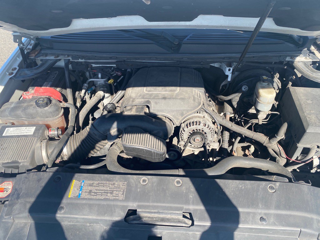 2008 Chevrolet Suburban Image 16