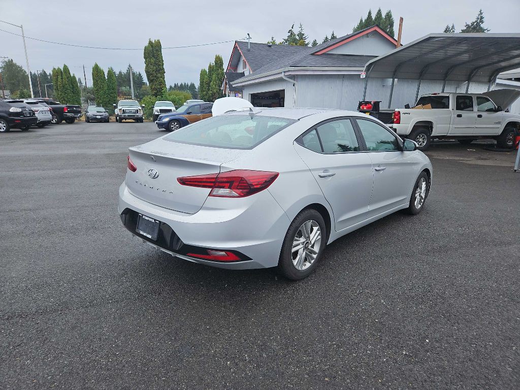2019 Hyundai Elantra Image 5