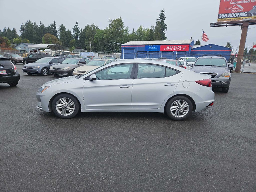 2019 Hyundai Elantra Image 8
