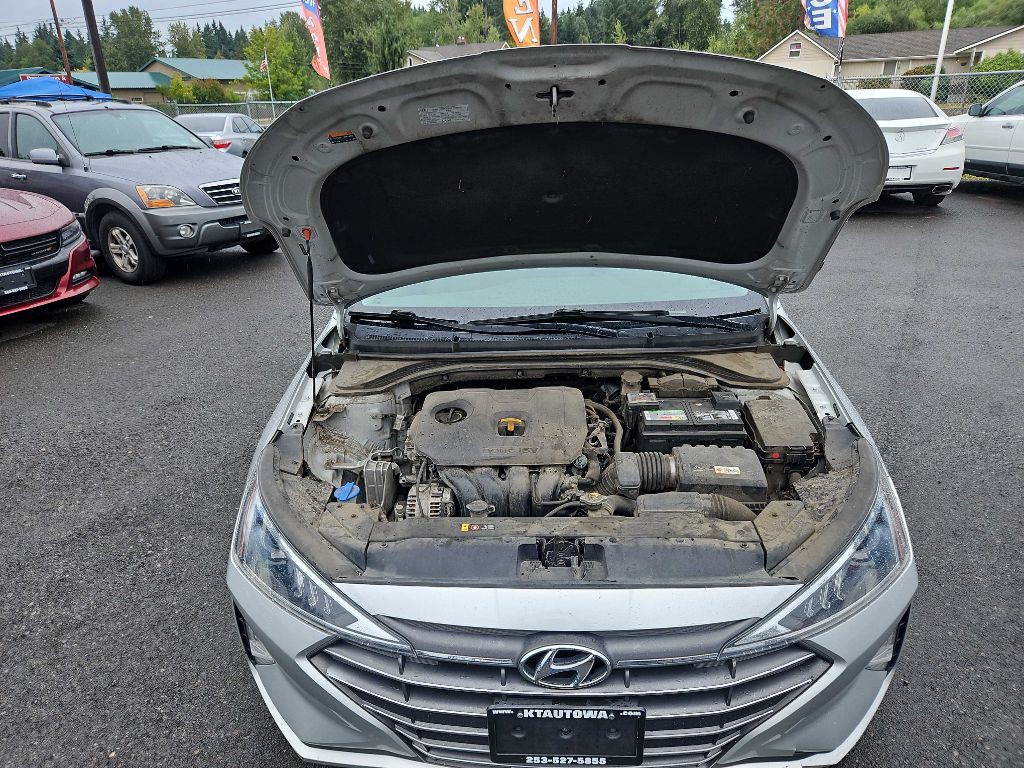 2019 Hyundai Elantra Image 20