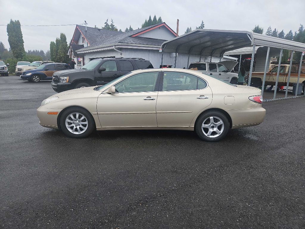 2003 Lexus ES Image 8